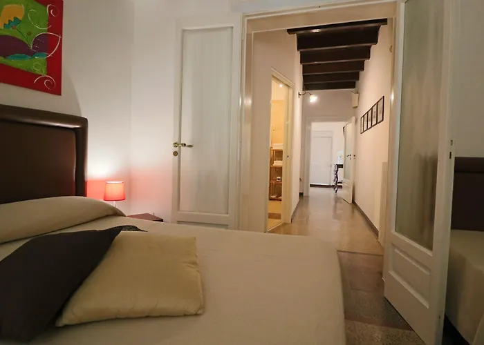 Palazzo De Tomasi Panzió 4*