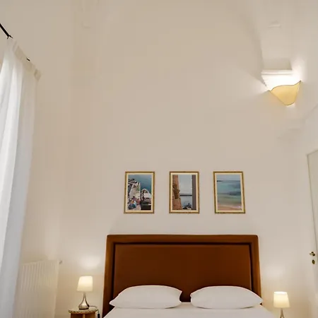 Palazzo De Tomasi 4*