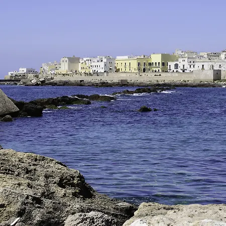 Palazzo De Tomasi 住宿加早餐酒店