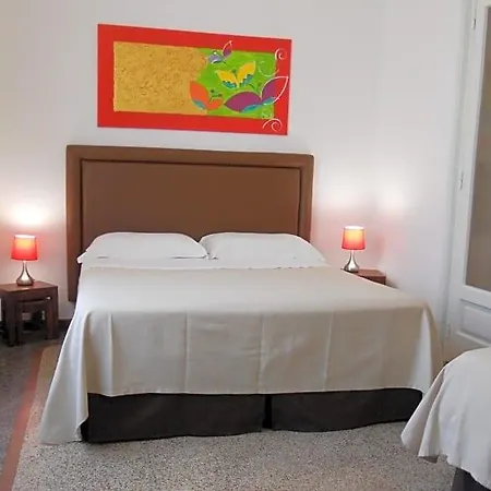 Palazzo De Tomasi Bed & Breakfast