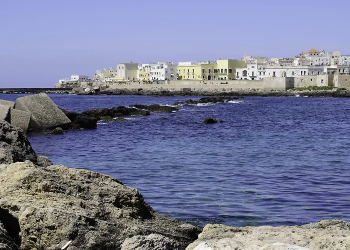 Palazzo De Tomasi Bed & Breakfast