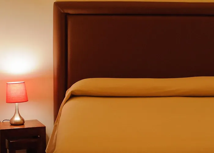 Palazzo De Tomasi Bed & Breakfast 3*