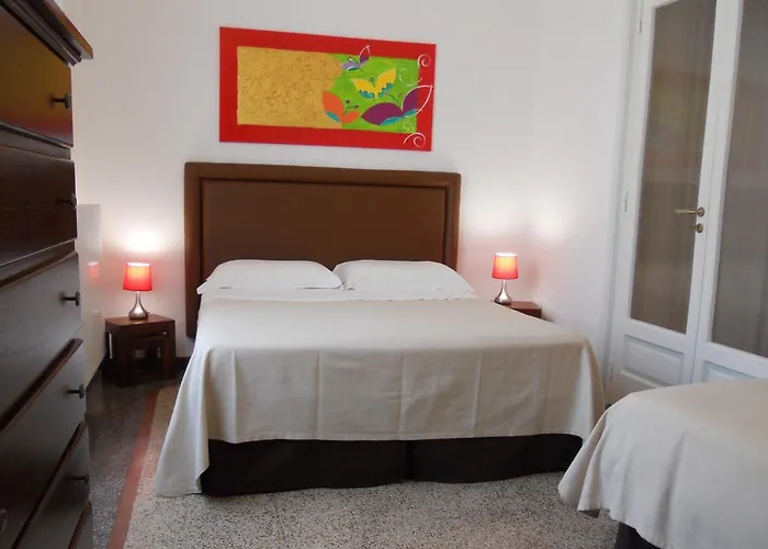 Bed & Breakfast Palazzo De Tomasi 3*